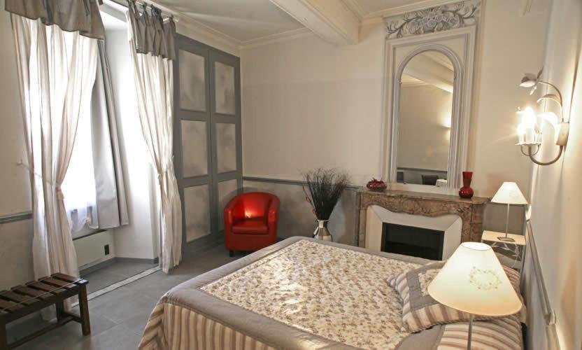 La Garbure Hotel Châteauneuf-du-Pape Szoba fotó